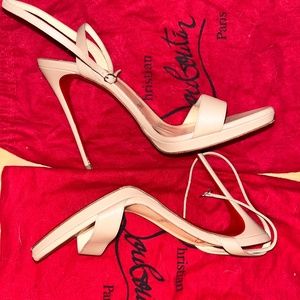 Christian Louboutin Loubi Queen 120 Nude Nappa Ankle Strap Sandals Sz 39